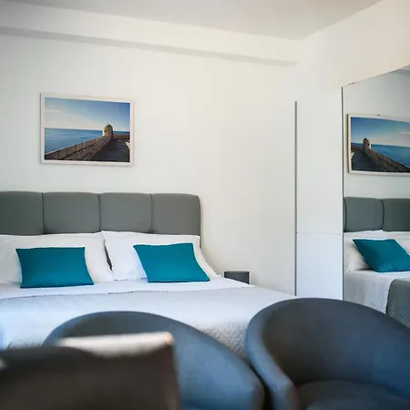 California 1 杜布罗夫尼克